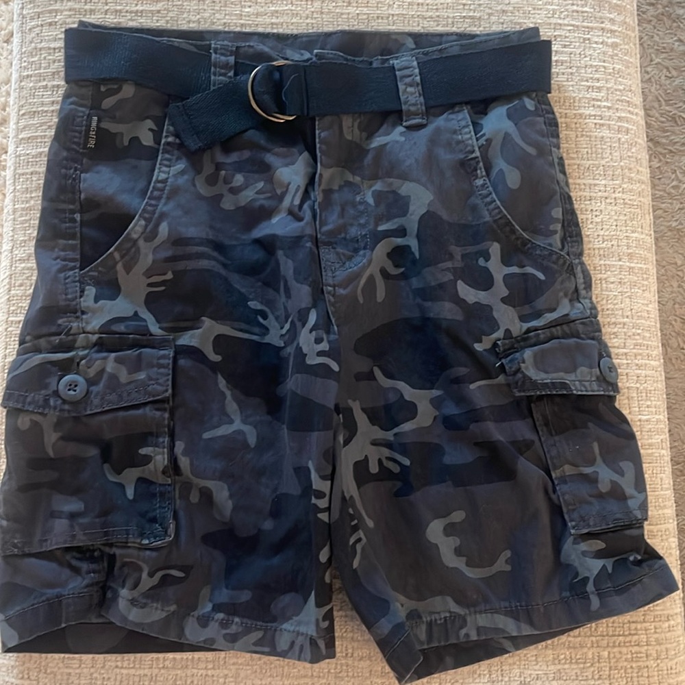 Ring of Fire Shorts Blue Camo Size 10 EUC